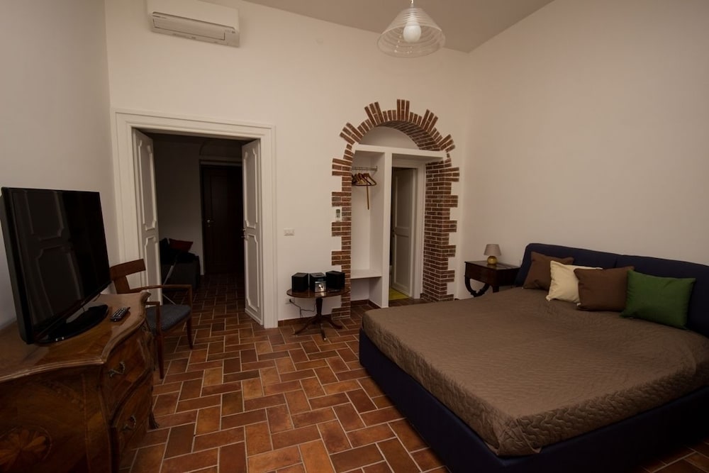 Фото Fori Romani B&b
