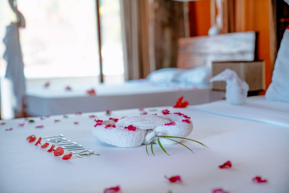 Фото Tiki Beach Club and Resort