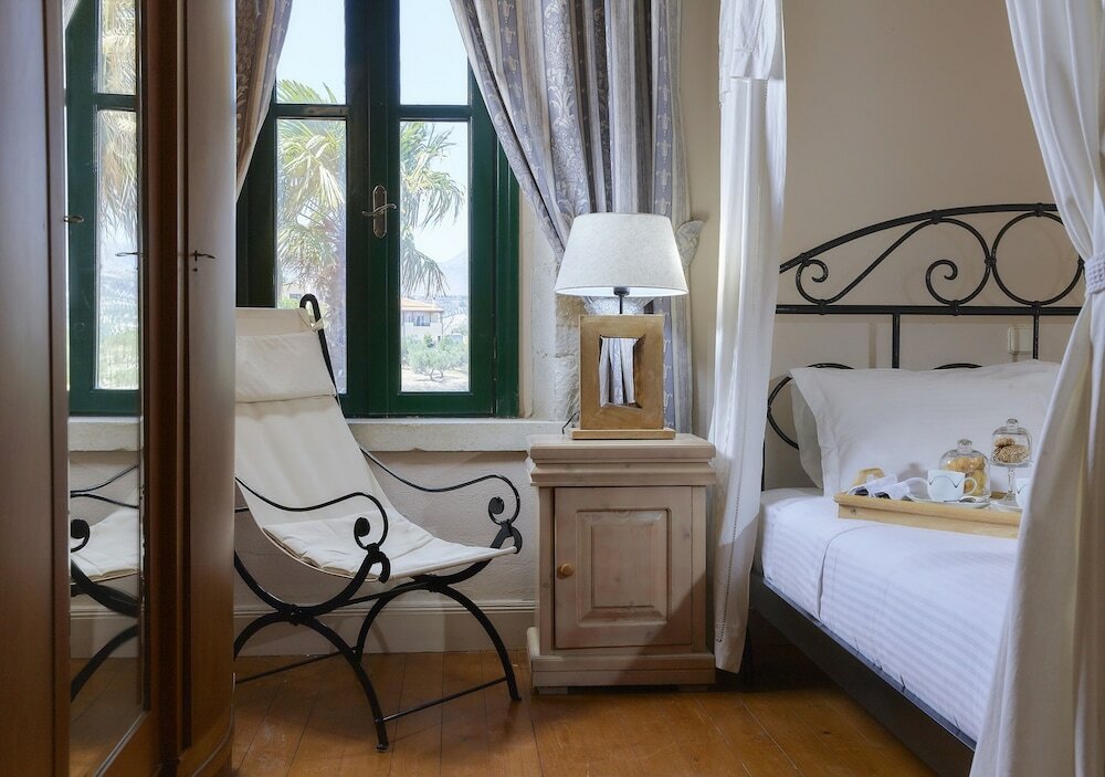 Фото Castello Villa Daphnes - Private Pool & Whirlpool