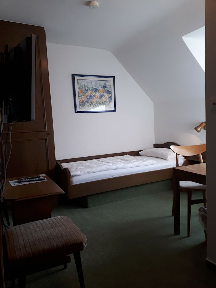 Фото Schwarzwaldhotel Garni Wolfach