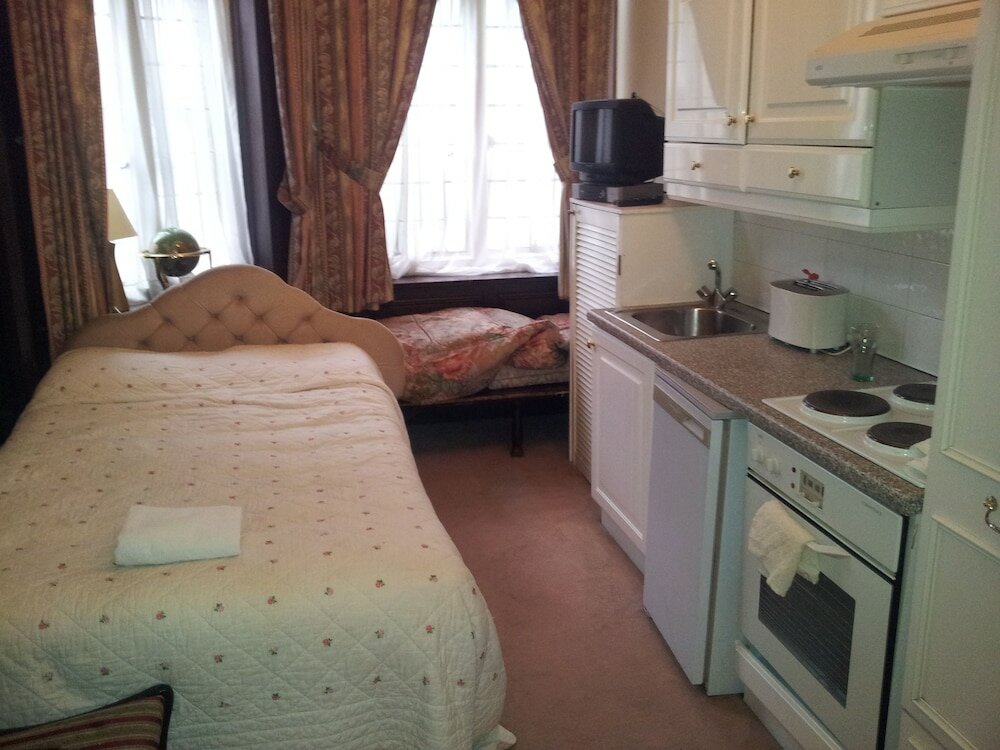 Фото London Aparthotel