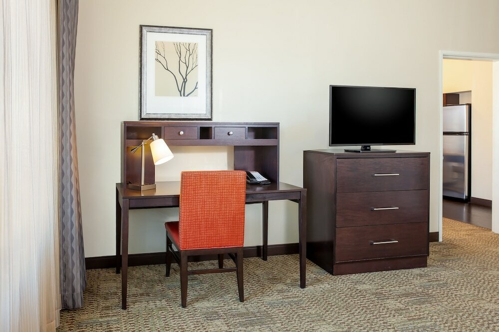 Фото Staybridge Suites Denver-Central Park, an Ihg Hotel