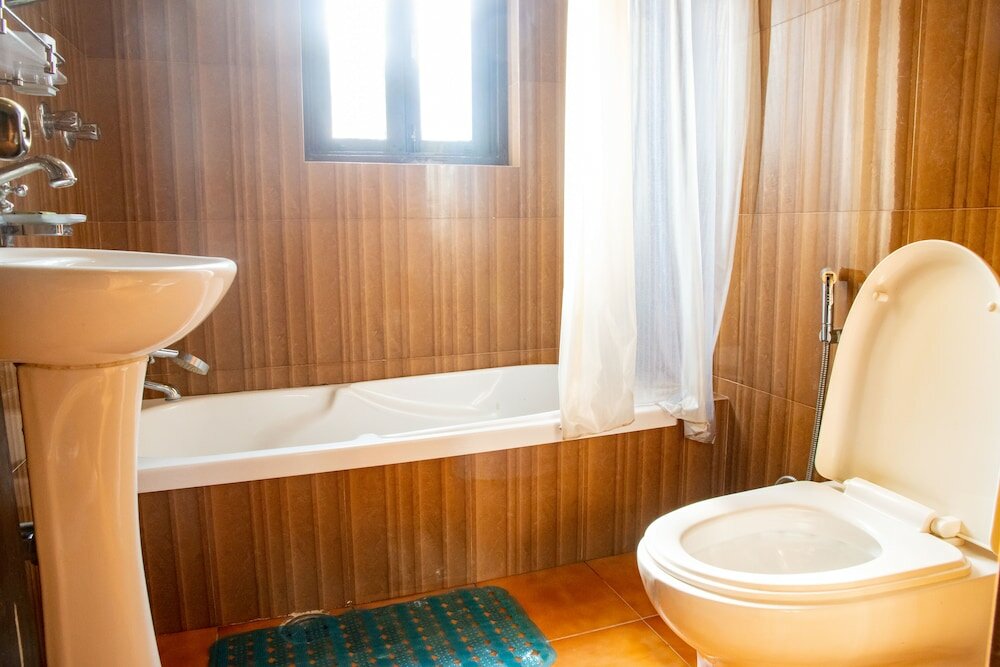 Фото Hotel Ganesh Himal