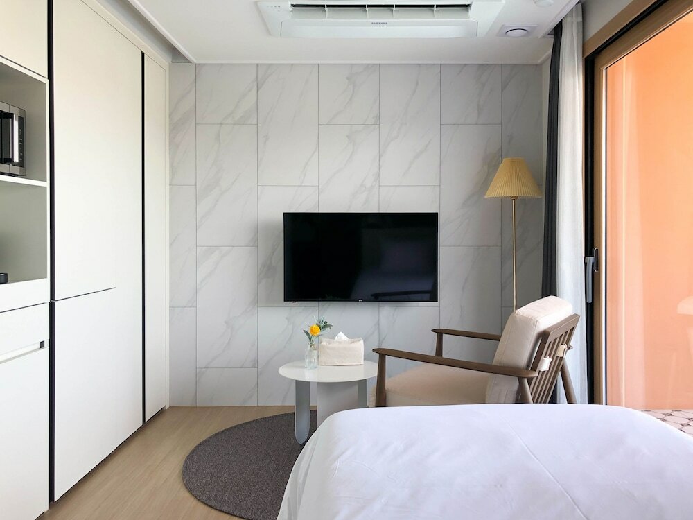 Фото Urbanstay Jeju Airport