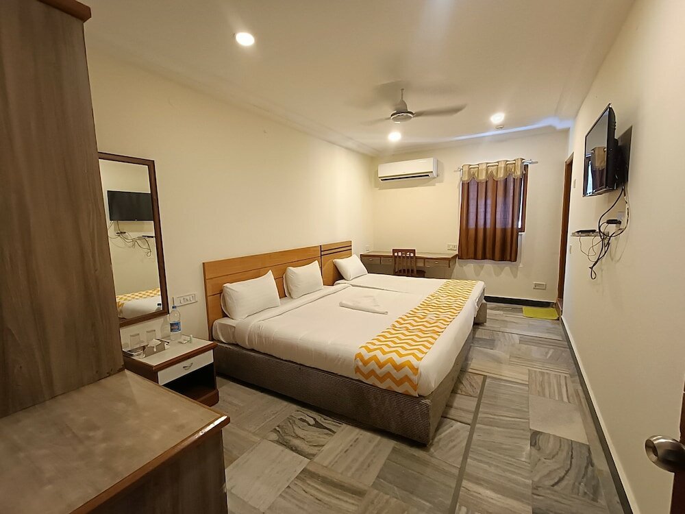 Фото Gt Grande Hotel-Near Us Consulate