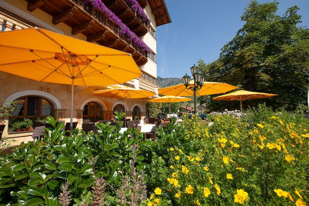 Фото Hotel Schwarzer Adler