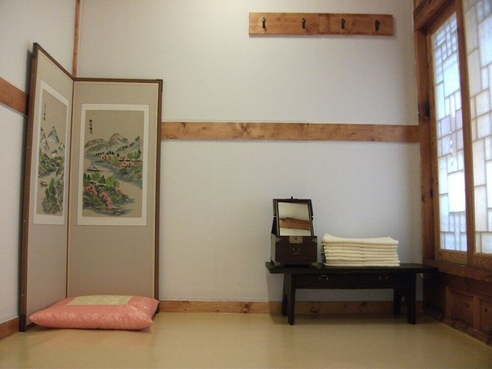 Фото Hyosunjae Hanok Guesthouse