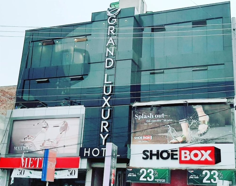 Фото Grand luxury Hotel