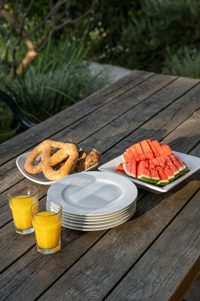 Фото Almagor House