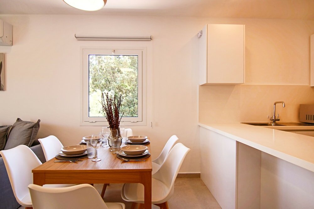 Фото Phaedrus Living Seaside Luxury Limnaria 172