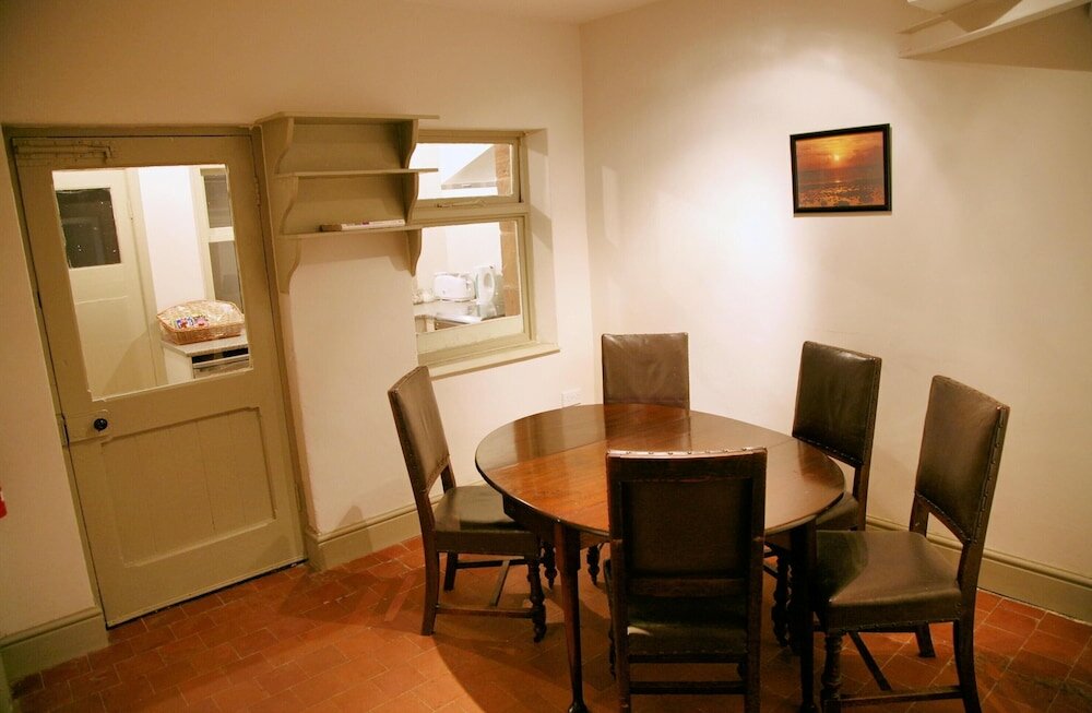 Фото Thornton Manor Estates