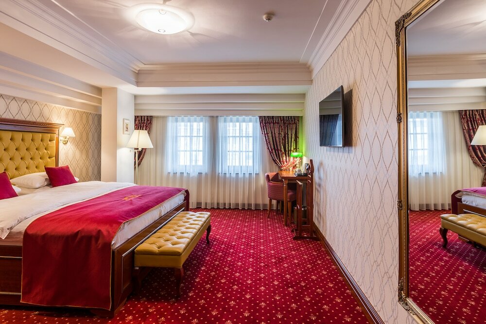 Фото Classic Hotel