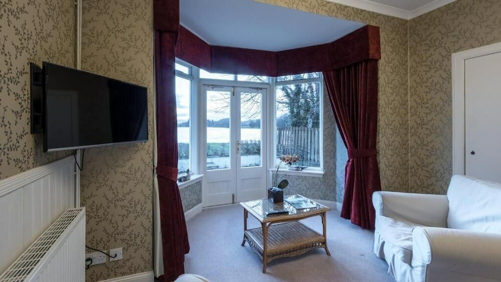 Фото The Lake of Menteith Hotel