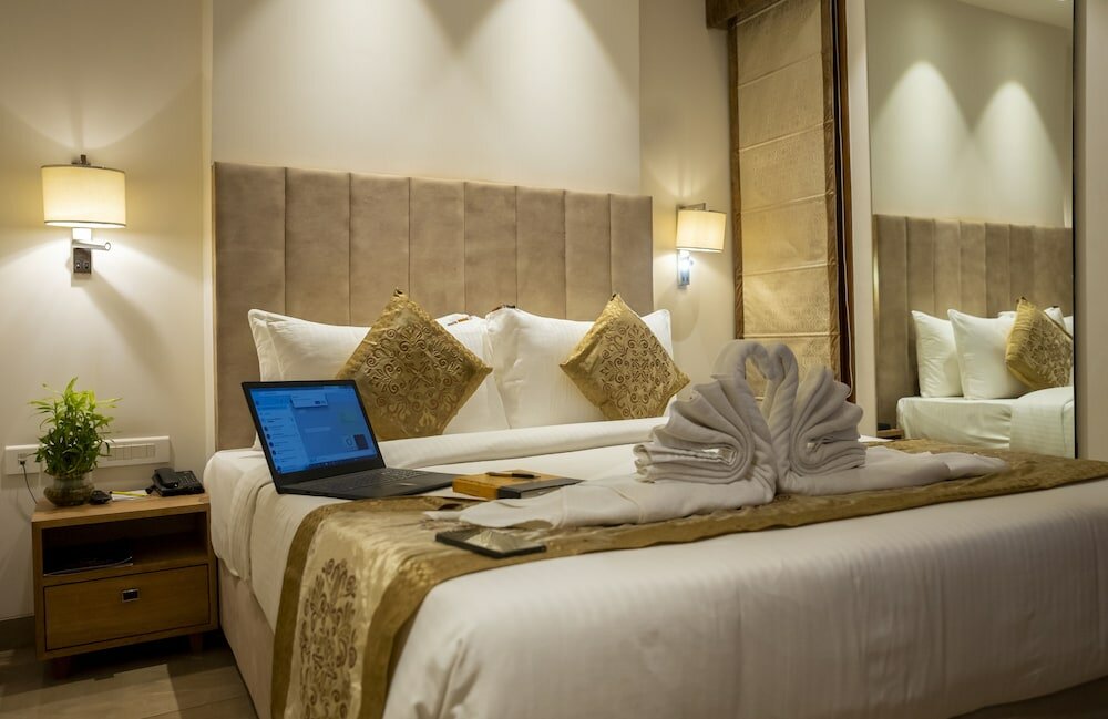 Фото Celebrant Hotel