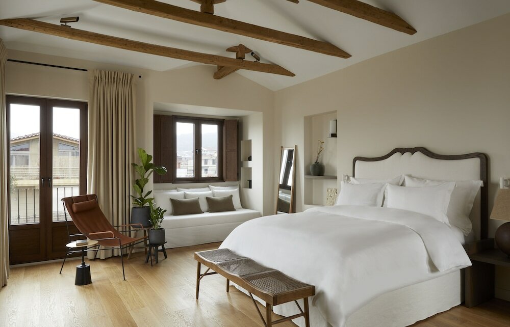 Фото The Storyteller Boutique House