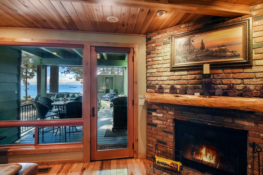 Фото Beachfront Ski Cabin