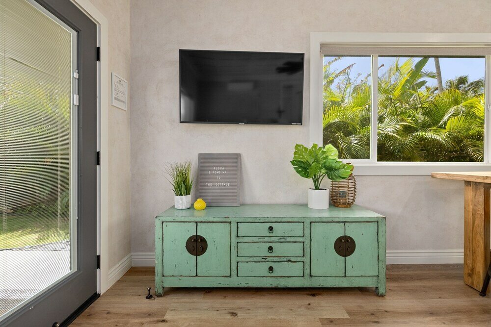 Фото Hale Oahu Cottage by Avantstay Stunning Beachfront Estate!