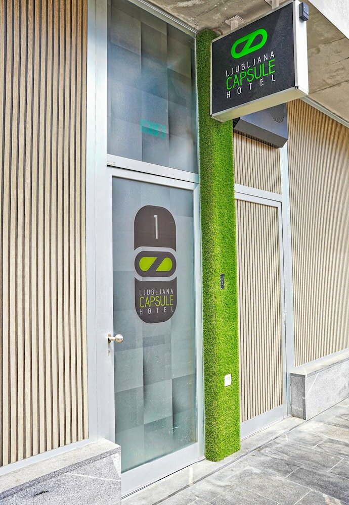 Фото Ljubljana Capsule Hostel