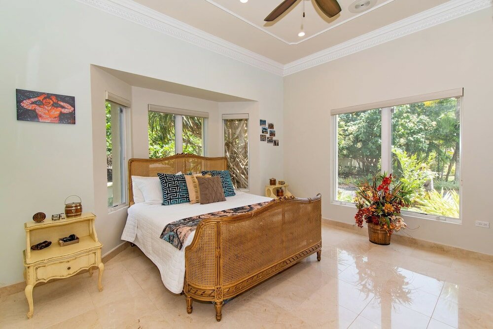 Фото Blue Water Villa