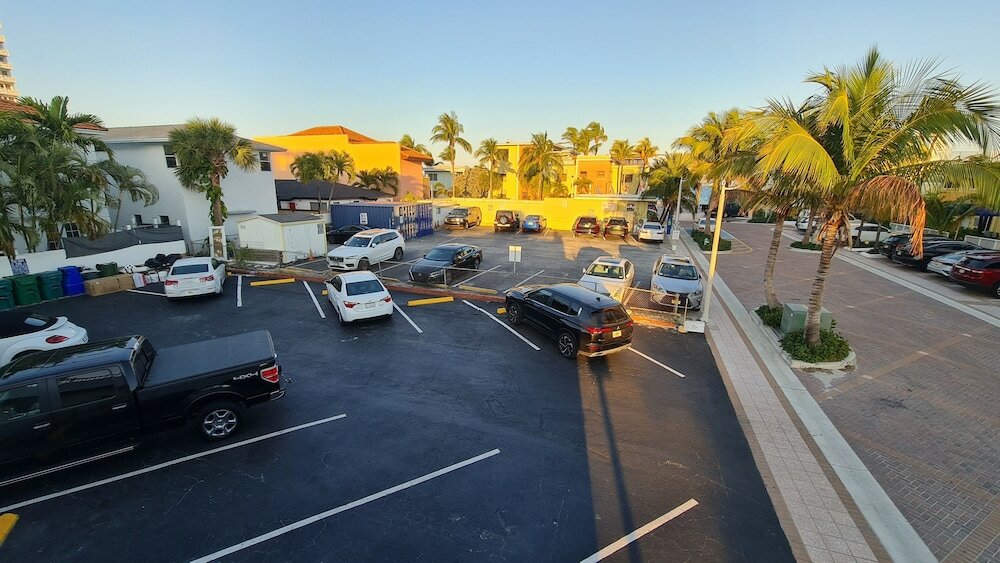 Фото Pousada Suites