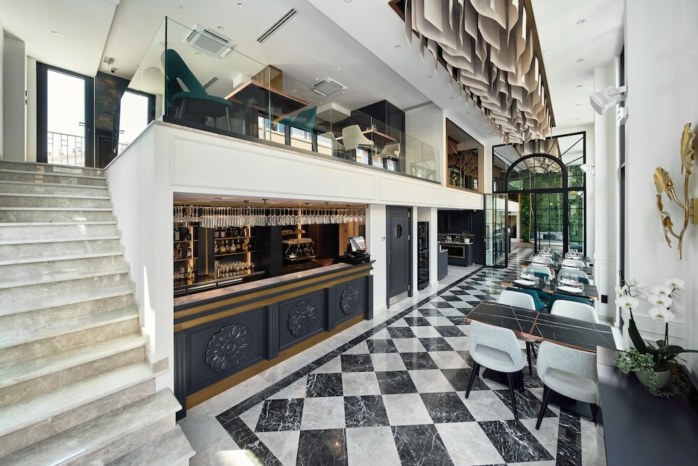 Фото La Fleur Boutique Hotel