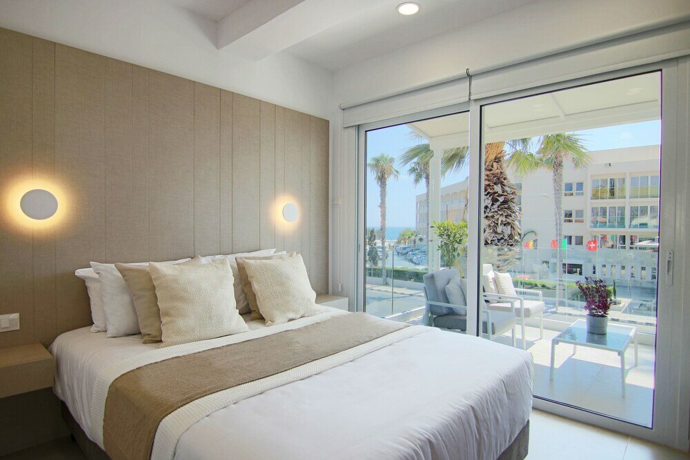 Фото Phaedrus Living: Seaview Luxury Flat Limnaria 114