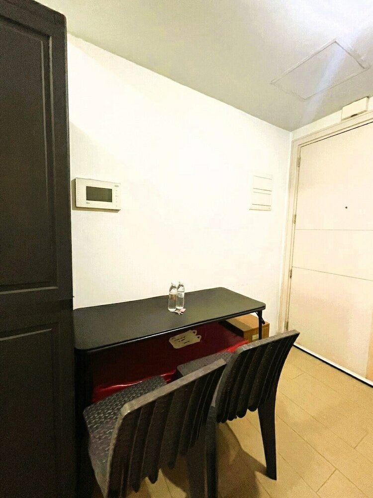 Фото Henry & Adiche Emperador Building