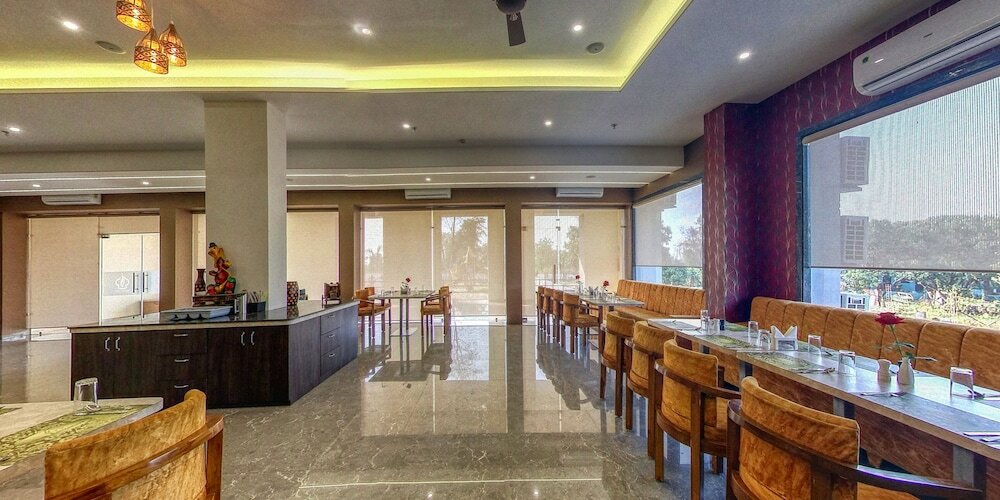 Фото The Aanandam Hotel Resort