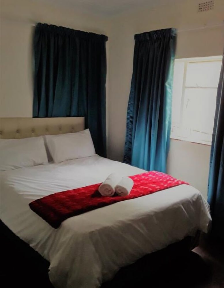 Фото Red Dot Lodge