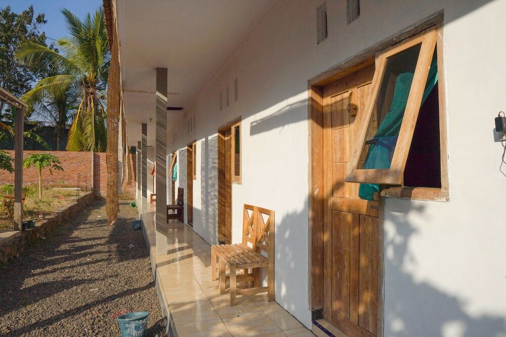 Фото Spot On 1746 Putri Kuning Residence - Campus Accommodation