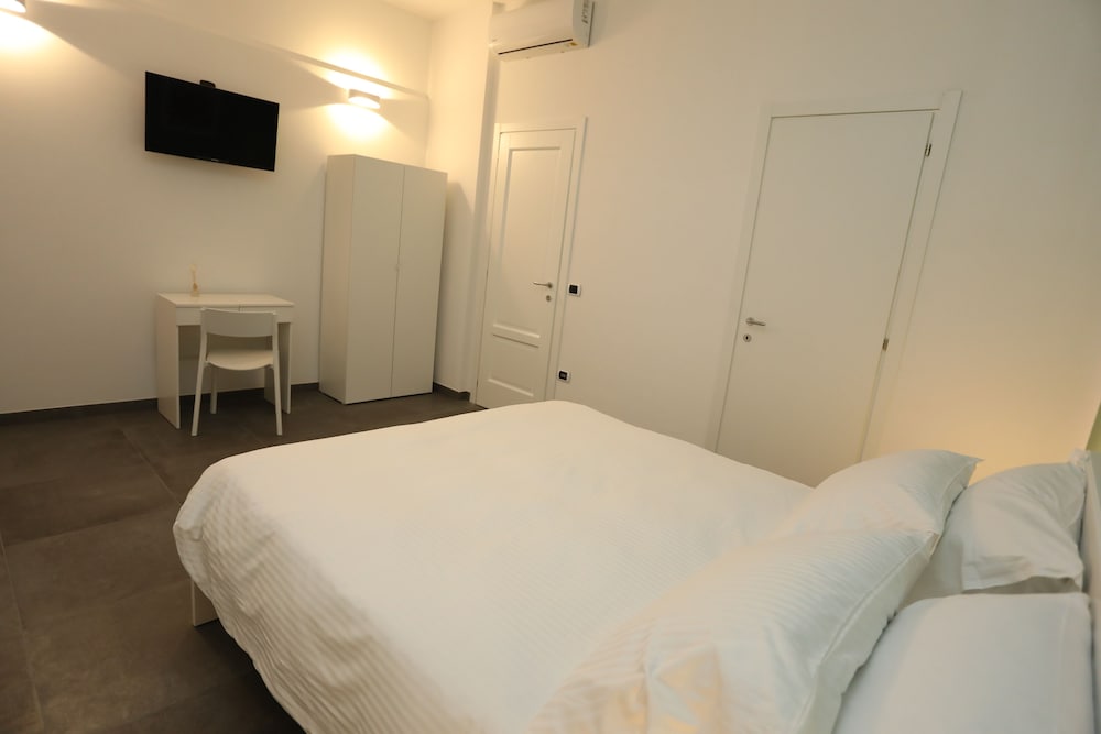 Фото Delia Rooms & Gallery