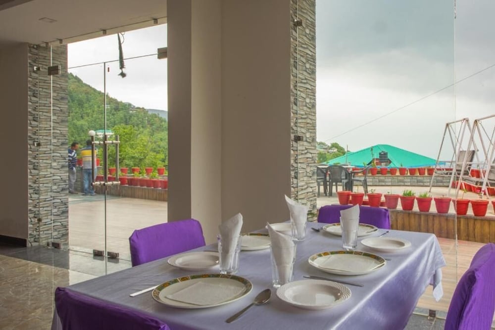 Фото Dal Lake Resort