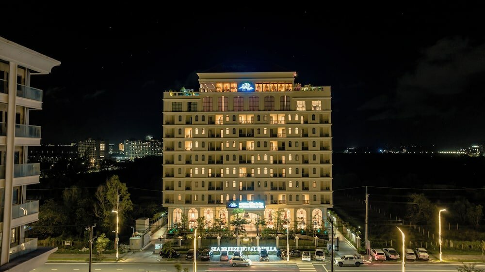 Фото отеля 2