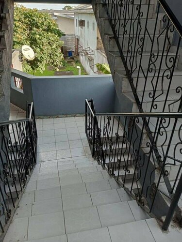 Гостиница Remarkable 1 Bedroom Flat in Bonaberie Ancienne в Дуале
