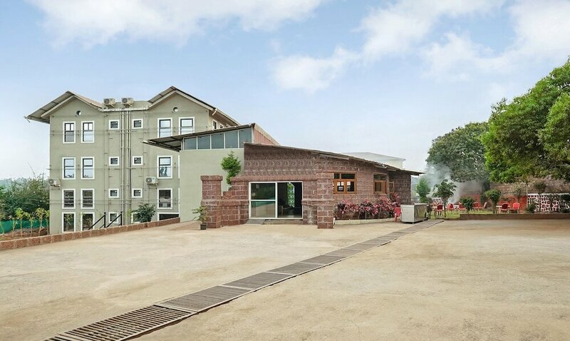 Гостиница Treebo Trend Vhyomaan Resort, Avkali