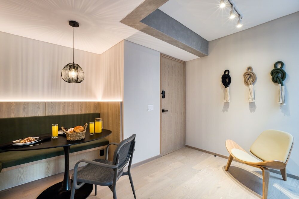 Фото Uliv Poe 240