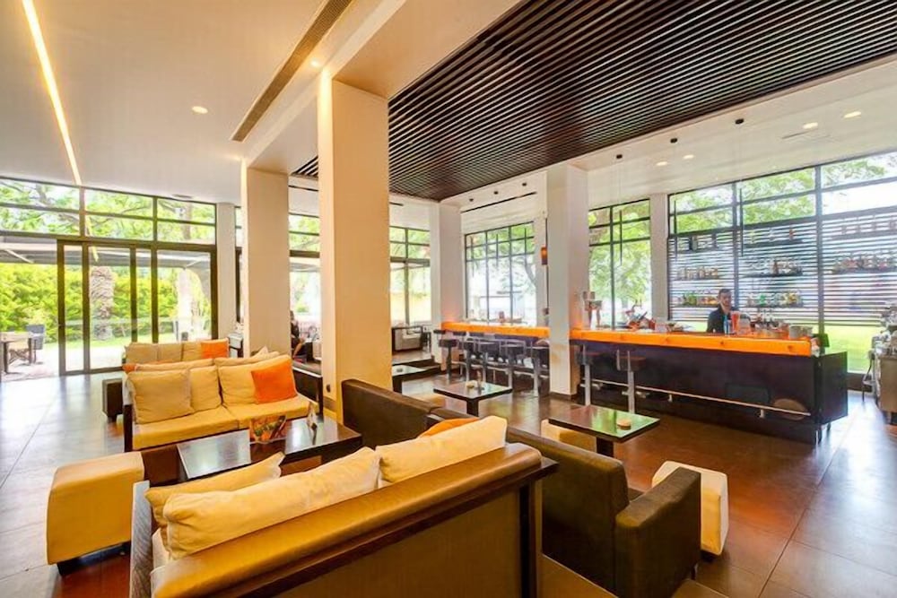 Фото Long Beach Resort