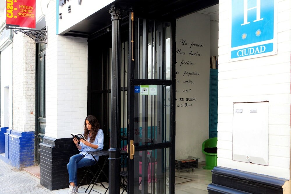 Фото Casual de las Letras Sevilla