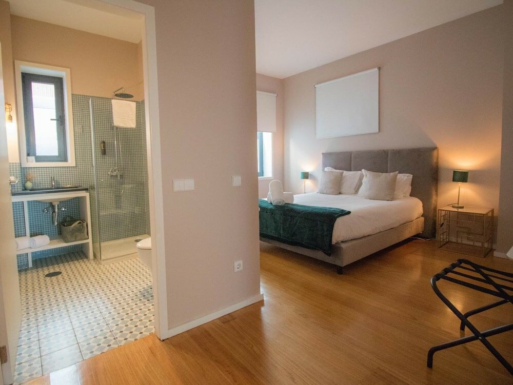 Фото Alibi by YoursPorto