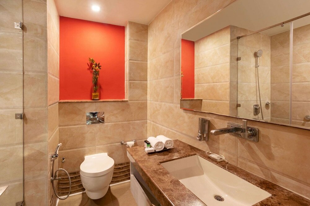 Фото Nidhivan Sarovar Portico Vrindavan