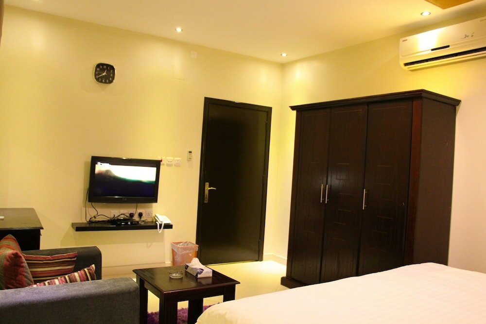 Фото Summerland Suites