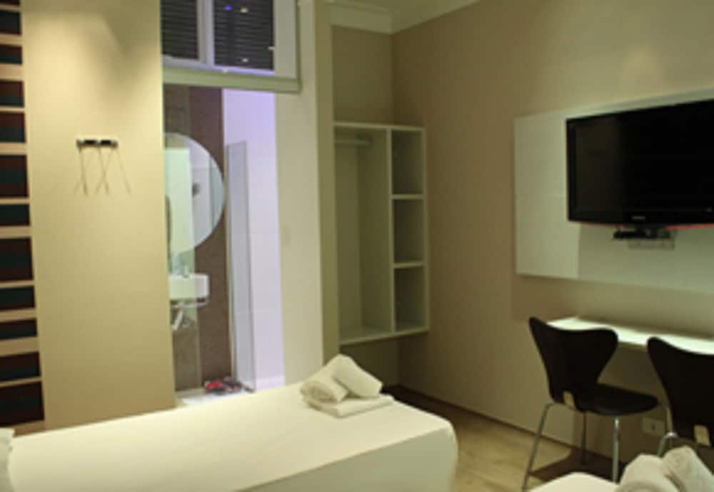 Фото Flex Inn Hotel - Adults Only