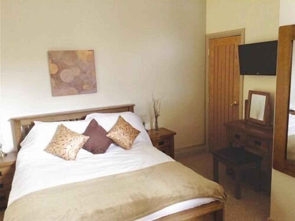 Фото The Cross Keys Inn