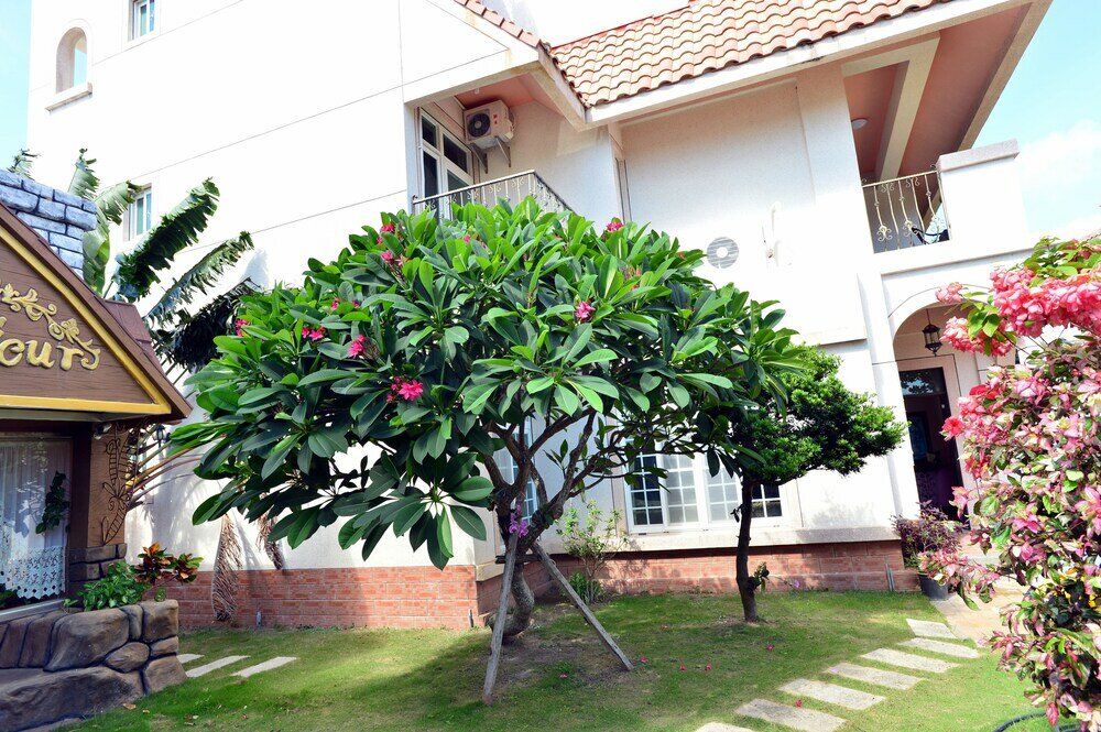 Фото Kenting Bonjour Resort