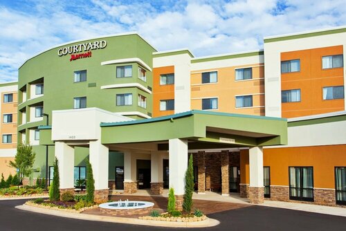Гостиница Courtyard by Marriott Columbus Phenix City в Коламбусе