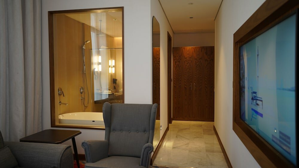 Фото Jasmine Garden Hotel