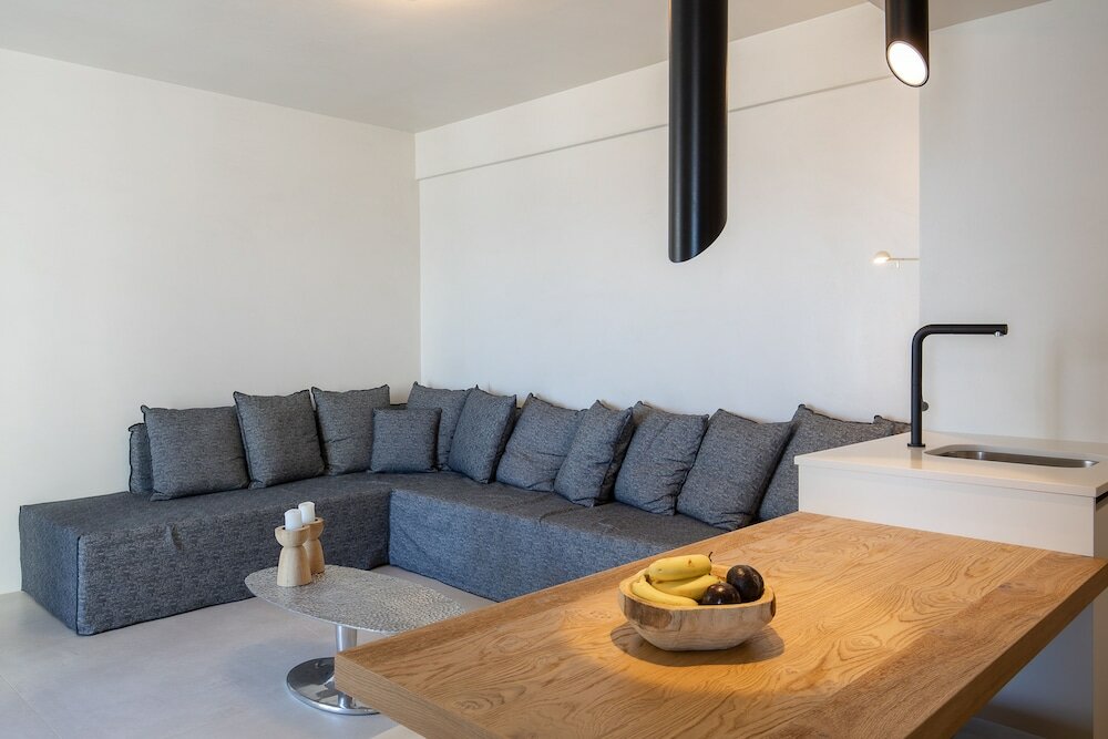 Фото Akrogiali Beach Hotel Apartments