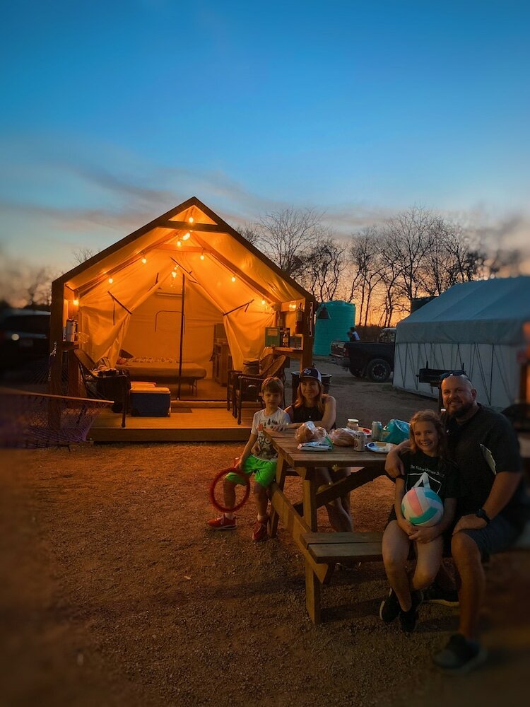 Фото Son's River Ranch Glamping Cabin 13