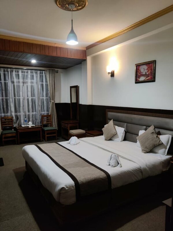 Гостиница Goroomgo Kasturi Palace Darjeeling в Дарджилинге