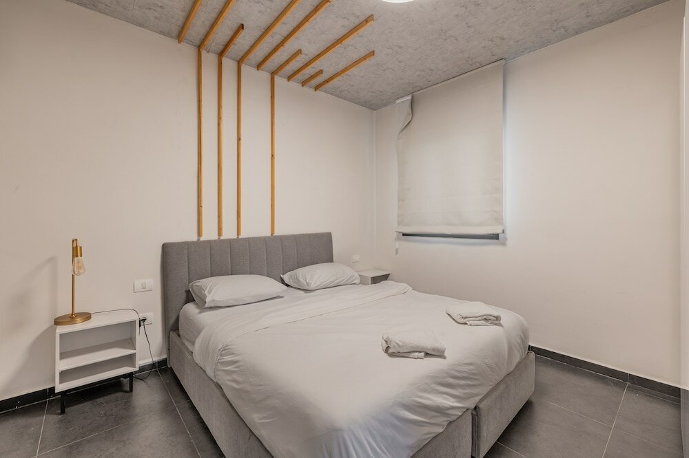 Фото OurPlace Rothschild Allenby by Tie